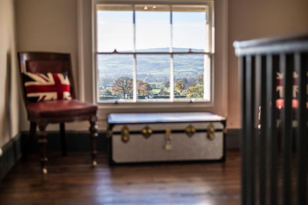 רות'ין Georgian Country House -Panoramic Views -Sleeps 12 מראה חיצוני תמונה