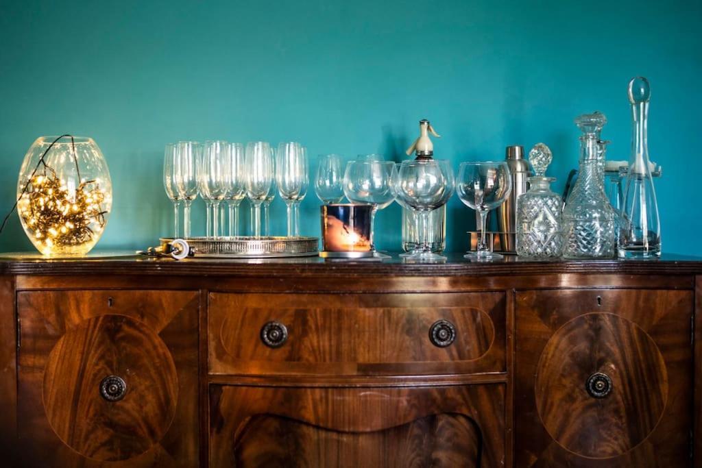 רות'ין Georgian Country House -Panoramic Views -Sleeps 12 מראה חיצוני תמונה